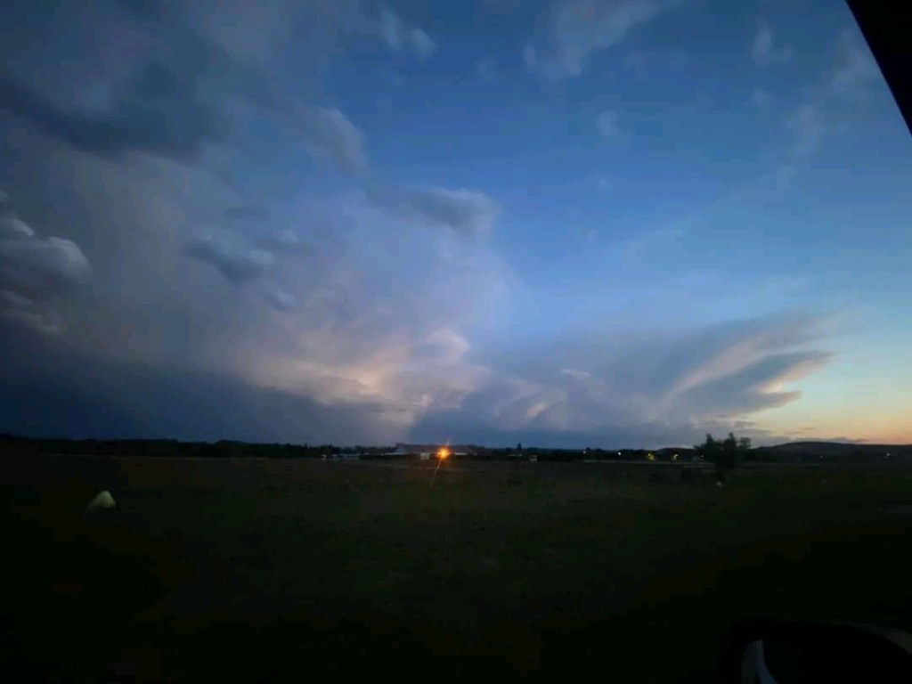 Je suis la petite lumière                          dans le&nbsp;fond